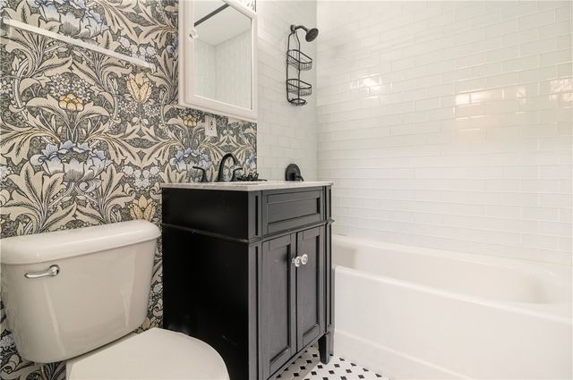 388 South Main Street 66, Providence, RI 02906