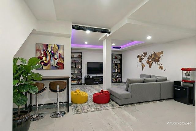 62 W 9th Street, New York City, NY 11231