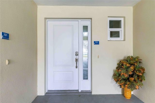 7820 34TH AVE W 102, Bradenton, FL 34209