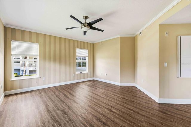 7820 34TH AVE W 102, Bradenton, FL 34209