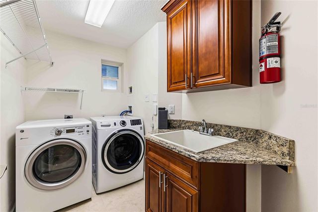 7820 34TH AVE W 102, Bradenton, FL 34209