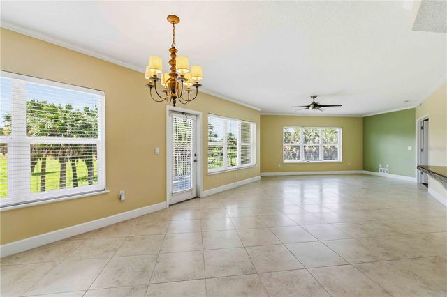 7820 34TH AVE W 102, Bradenton, FL 34209