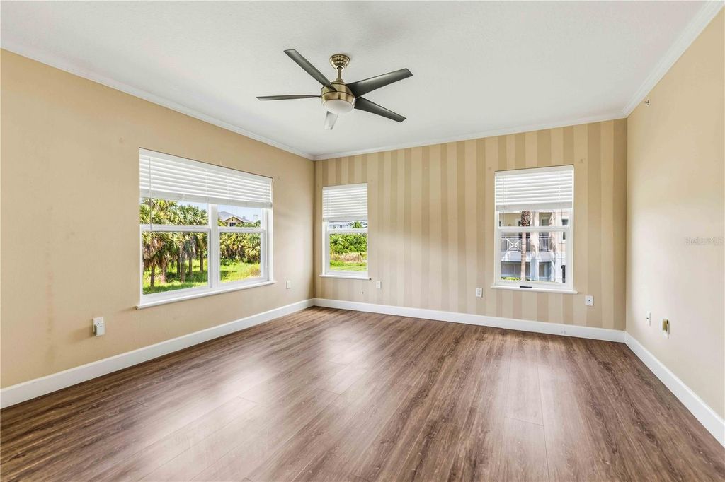 Image 17 of property listing at 7820 34TH AVE W 102, Bradenton, FL 34209