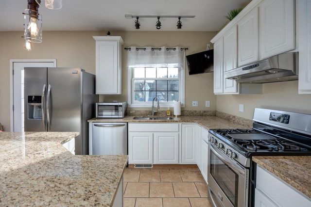 W7507 Iroquois Trail, Delavan, WI 53115