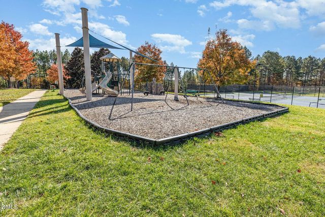 33 Willow Creek Court, Pittsboro, NC 27312