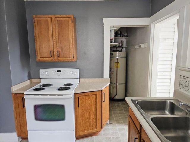 416 S Maple St, Colville, WA 99114