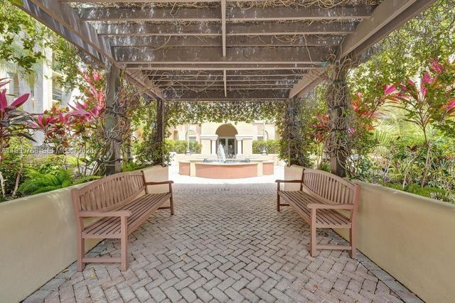 520 SE 5th Ave 2408, Fort Lauderdale, FL 33301