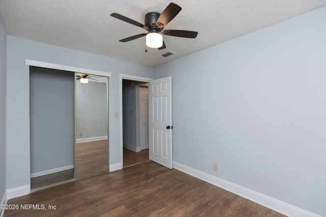 4417 KEN KNIGHT Drive N, Jacksonville, FL 32209