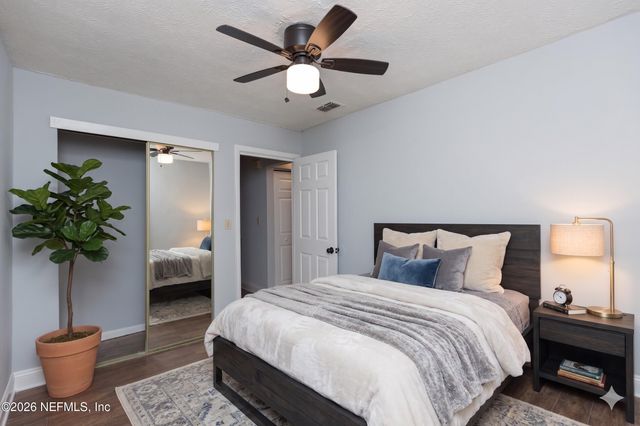 4417 KEN KNIGHT Drive N, Jacksonville, FL 32209