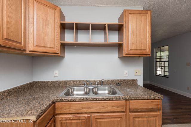 4417 KEN KNIGHT Drive N, Jacksonville, FL 32209