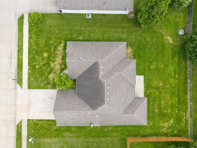 3002 BALLARD MILL DR, Columbia, MO 65203