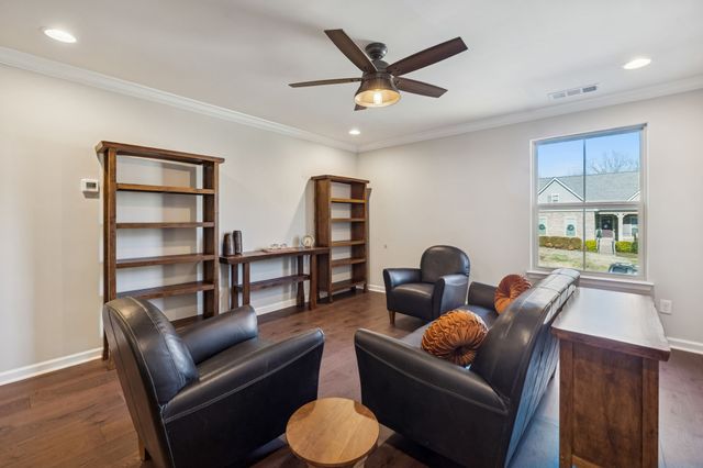 6820 Falls Ridge Ln, College Grove, TN 37046