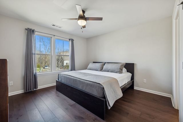 6820 Falls Ridge Ln, College Grove, TN 37046