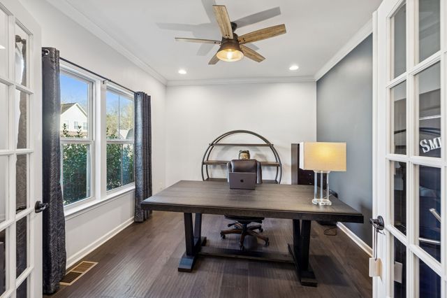 6820 Falls Ridge Ln, College Grove, TN 37046