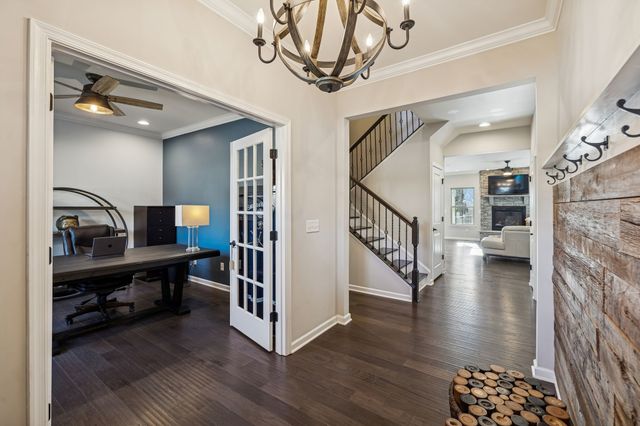 6820 Falls Ridge Ln, College Grove, TN 37046