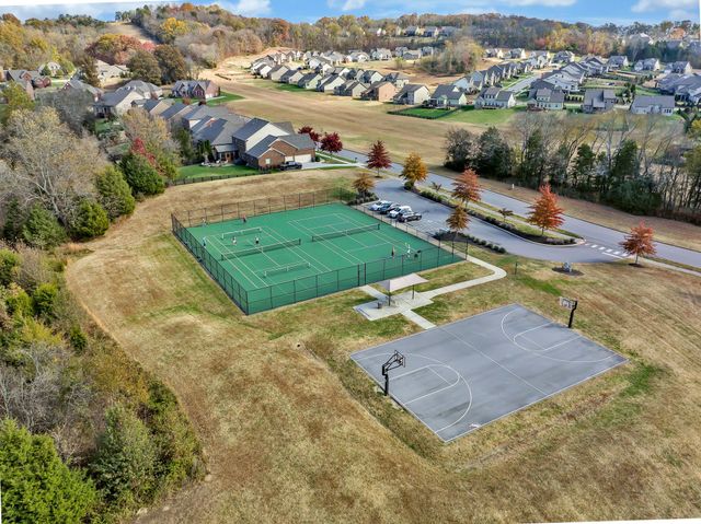 6820 Falls Ridge Ln, College Grove, TN 37046