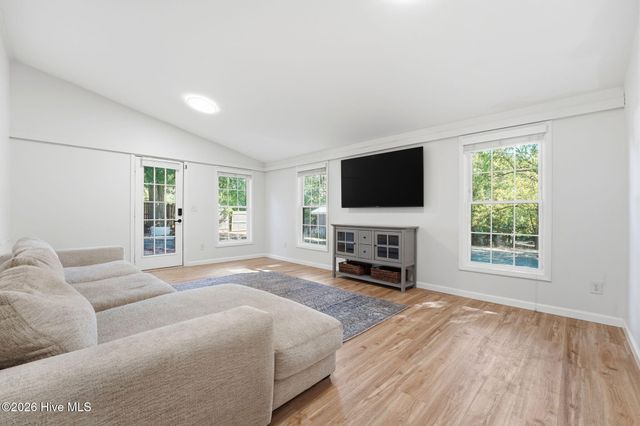 1425 Central Drive, Southern Pines, NC 28387
