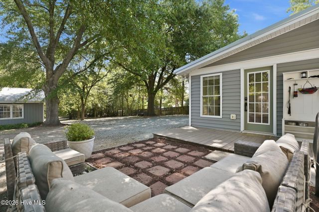 1425 Central Drive, Southern Pines, NC 28387