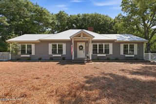 1425 Central Drive, Southern Pines, NC 28387