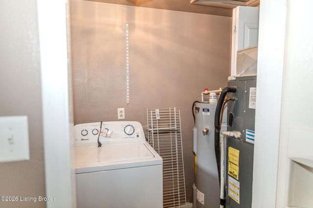 106 W 1st St, Hanover, IN 47243