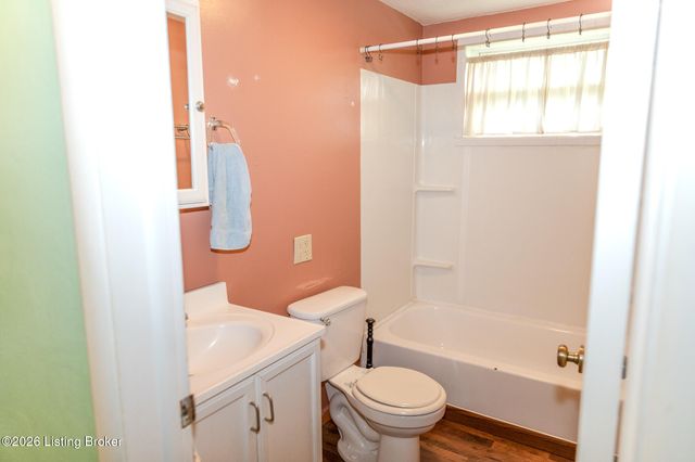 106 W 1st St, Hanover, IN 47243