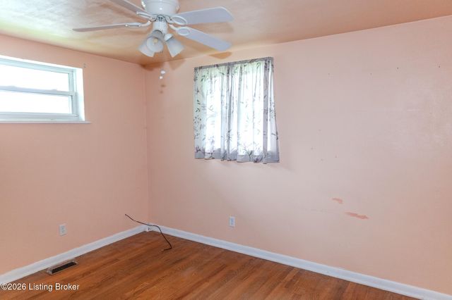 106 W 1st St, Hanover, IN 47243