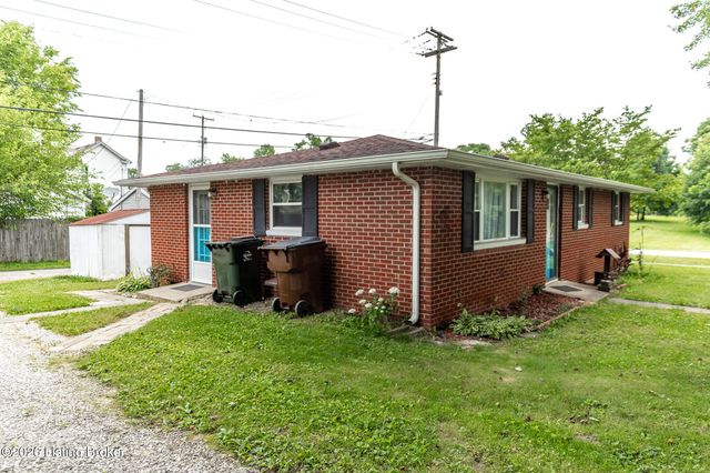 106 W 1st St, Hanover, IN 47243