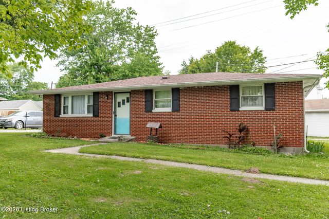 106 W 1st St, Hanover, IN 47243