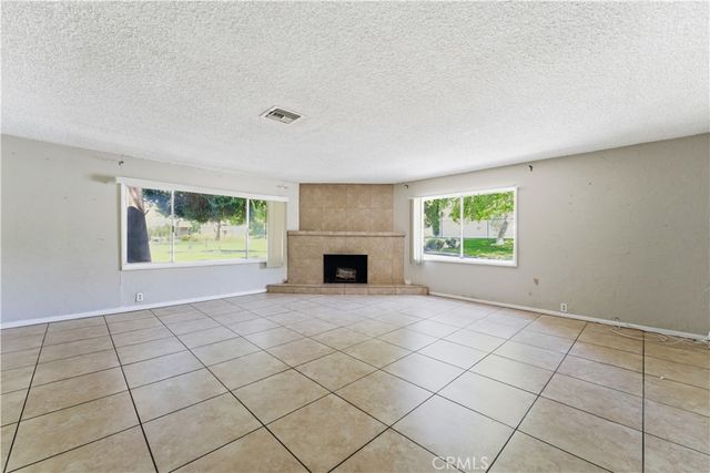 8356 Ducor Avenue, Canoga Park, CA 91304