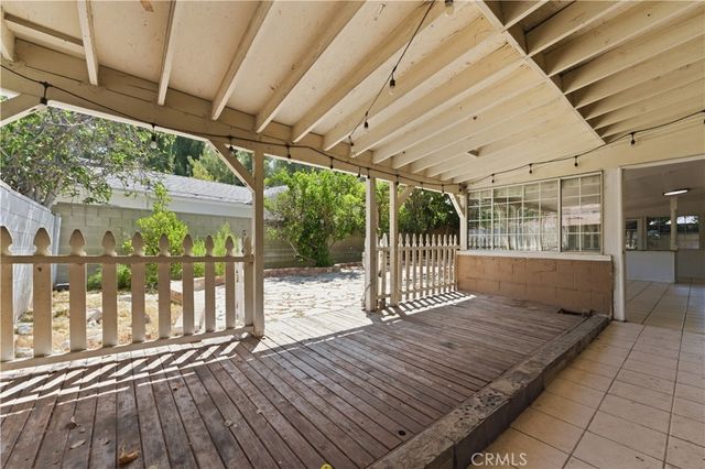 8356 Ducor Avenue, Canoga Park, CA 91304
