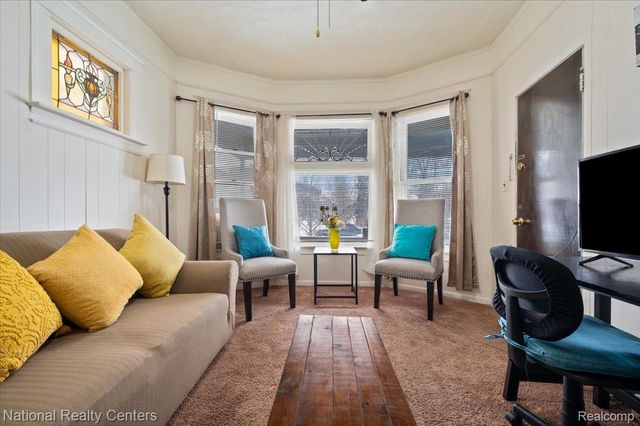 1364 Seward Street, Detroit, MI 48206