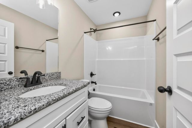 206 Ross Ave Unit 110, Gallatin, TN 37066