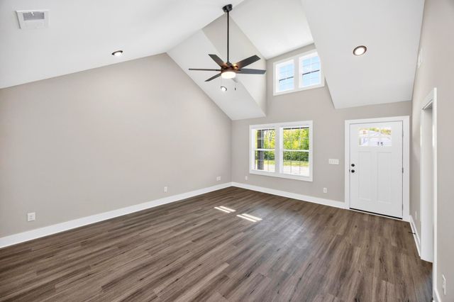 206 Ross Ave Unit 110, Gallatin, TN 37066