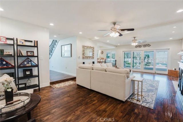 27550 Alta Knoll, Saugus, CA 91350