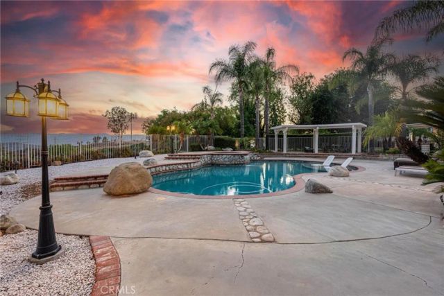 27550 Alta Knoll, Saugus, CA 91350