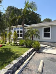 2 Paseo Margarita 226, Camarillo, CA 93012
