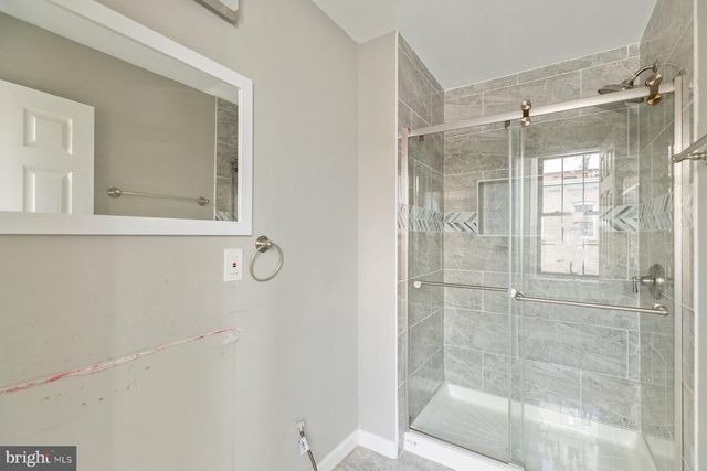 1001 S CAREY ST, Baltimore, MD 21223