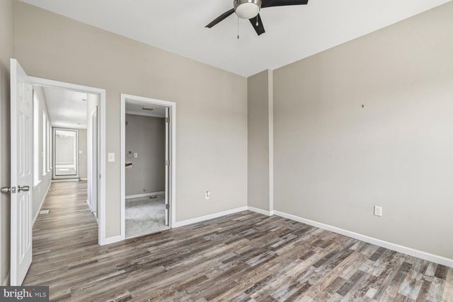 1001 S CAREY ST, Baltimore, MD 21223