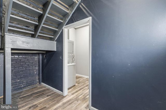1001 S CAREY ST, Baltimore, MD 21223