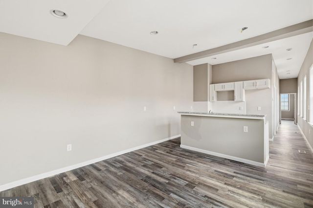 1001 S CAREY ST, Baltimore, MD 21223