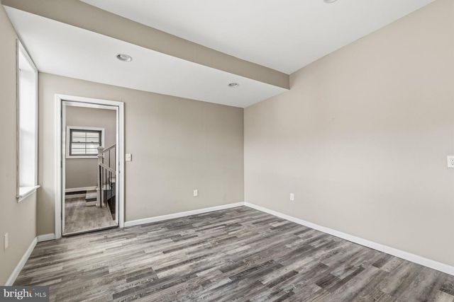 1001 S CAREY ST, Baltimore, MD 21223