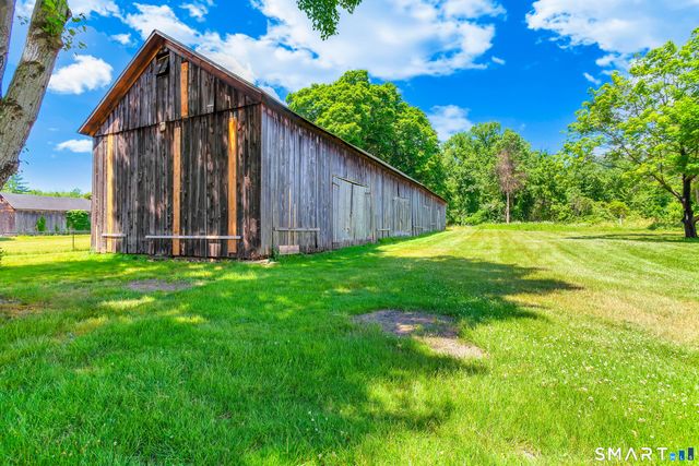 309 North Grand Street, Suffield, CT 06093