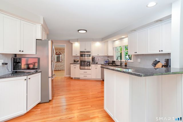 309 North Grand Street, Suffield, CT 06093