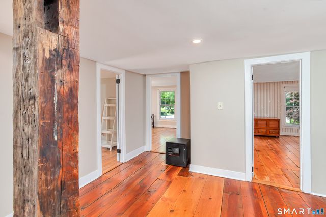 309 North Grand Street, Suffield, CT 06093