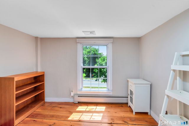 309 North Grand Street, Suffield, CT 06093