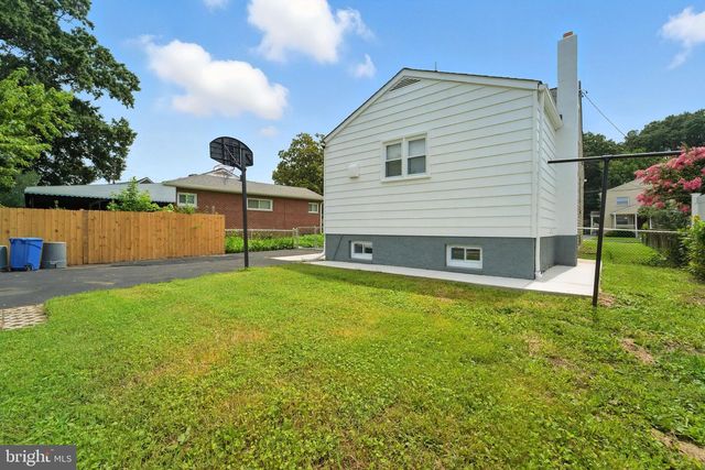 1608 HOWARD, Baltimore, MD 21221