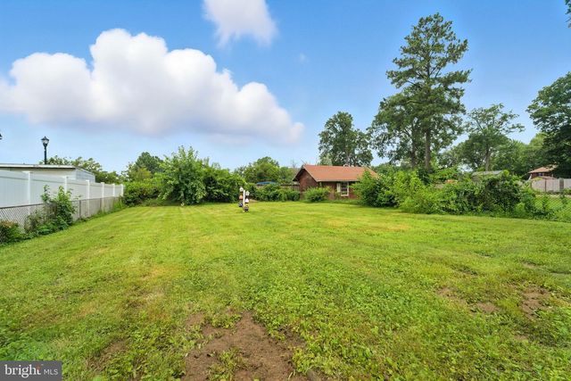 1608 HOWARD, Baltimore, MD 21221