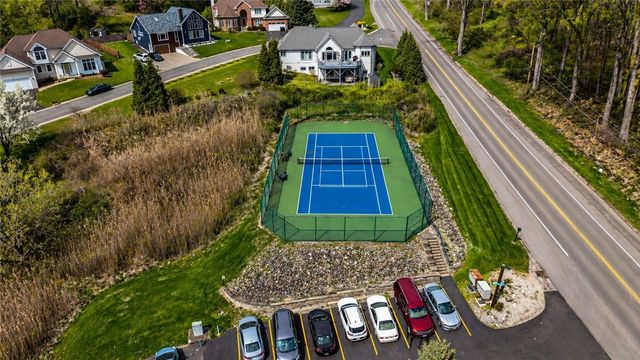 261 Bay Village Drive, Irondequoit, NY 14609