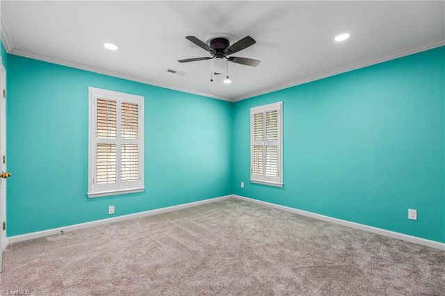 612 Rittenhouse Court, Winston-salem, NC 27104