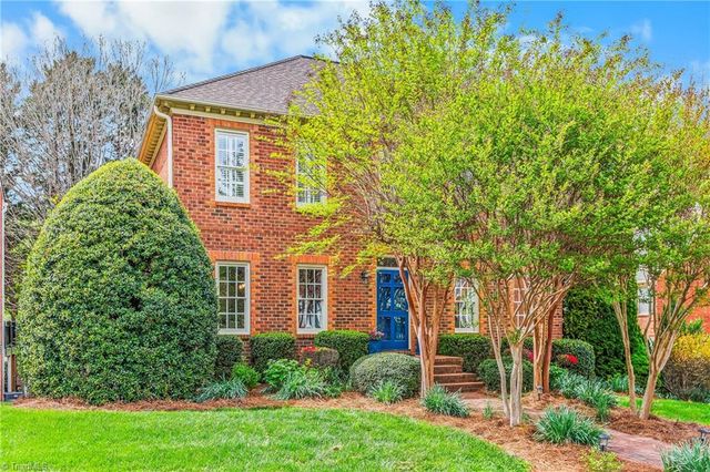 612 Rittenhouse Court, Winston-salem, NC 27104